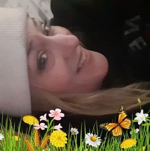 Meet your Posher, Nikki